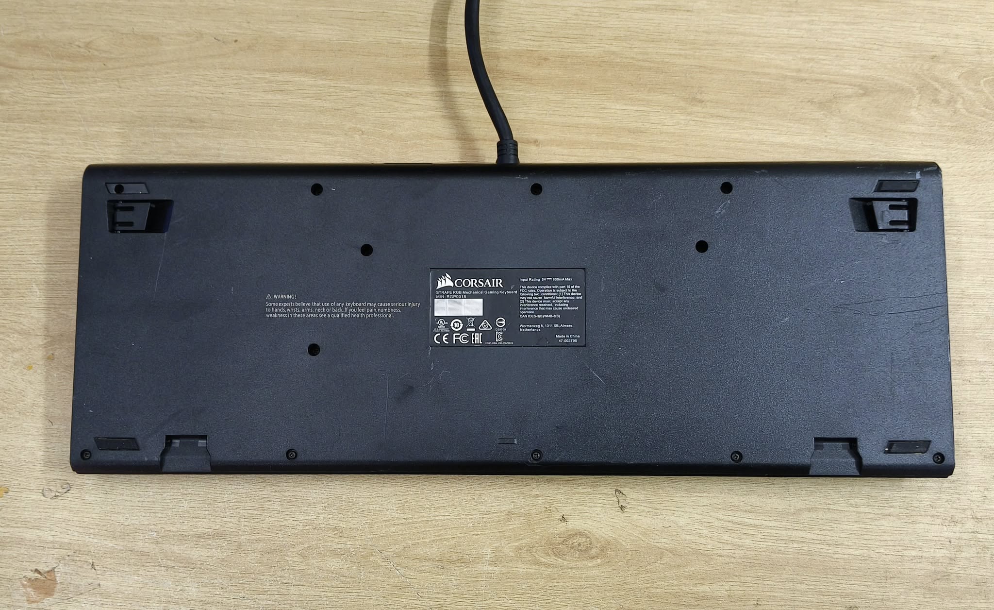 Bàn phím cơ Corsair Strafe RGB 2nd giá tốt, switch Cherry Red, LED RGB, bảo hành 1 tháng - Ảnh 3