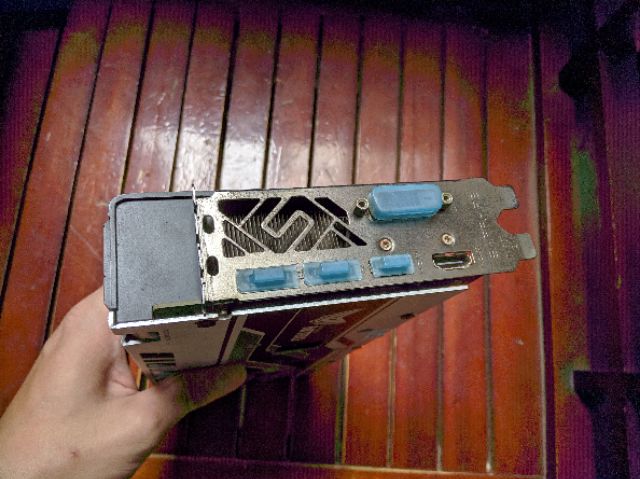 Card màn hình Sapphire Nitro RX570 4GB BH 12/2019 - Ảnh 3